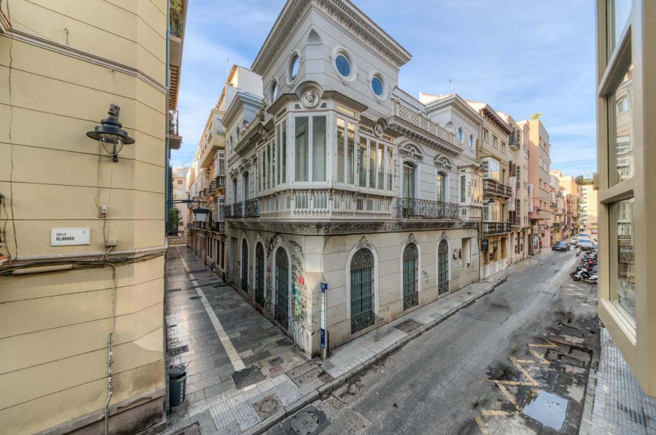 Lyrioshomes Apartamento Estudio La Biznaga Malaga Exterior photo