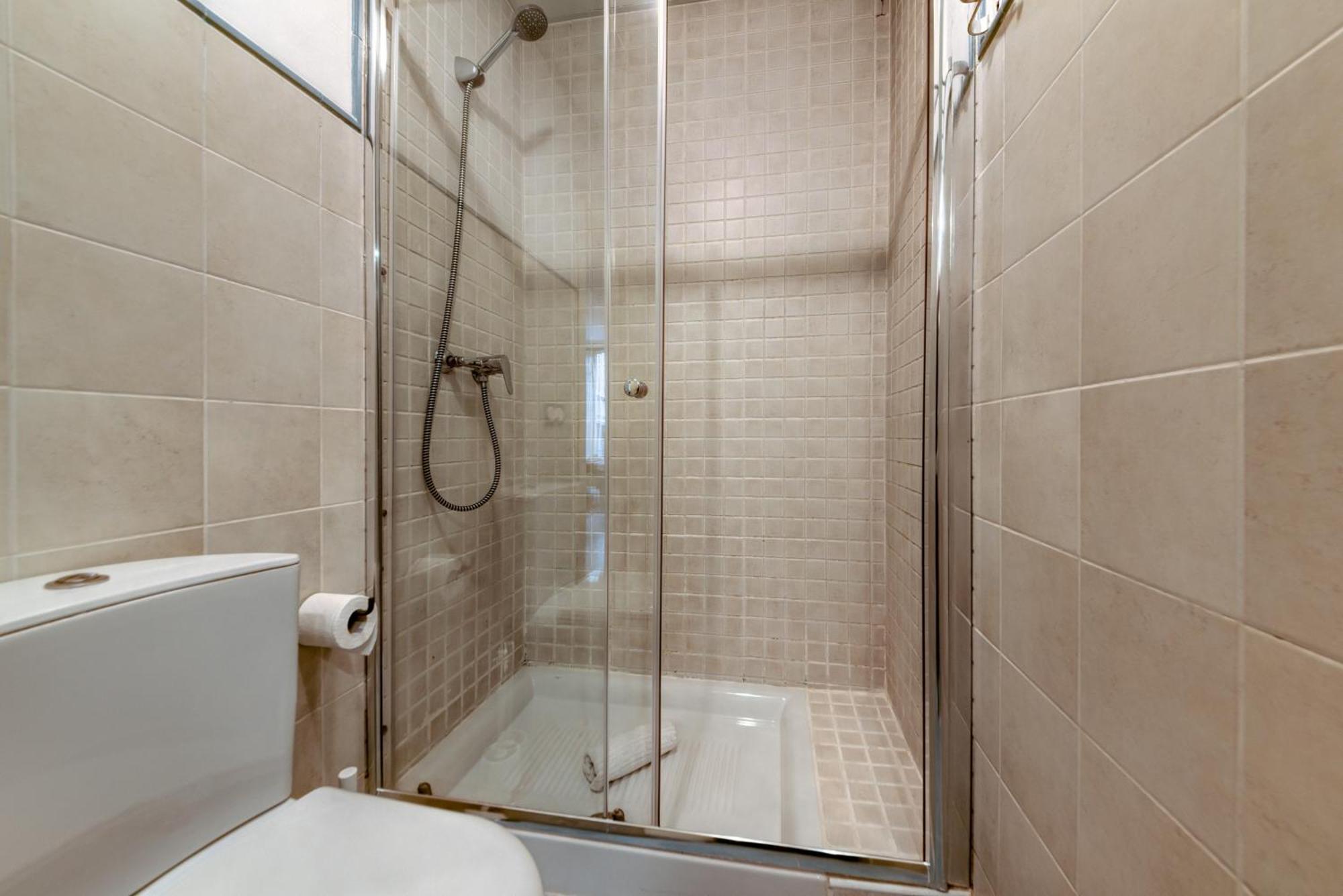 Lyrioshomes Apartamento Estudio La Biznaga Malaga Exterior photo